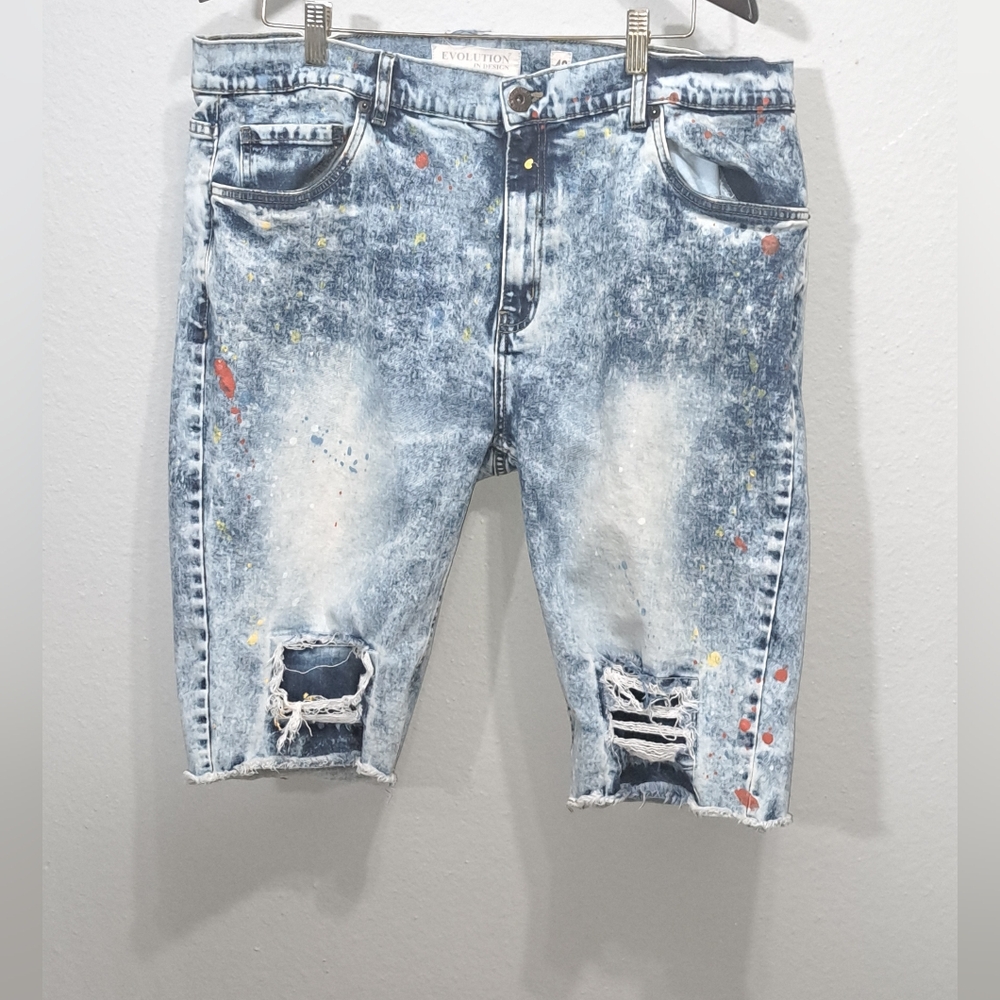 Evolution In Design Paint Splatter Distress Mens Jean Shorts, Size 40.